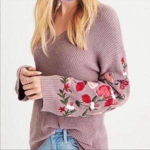 American Eagle purple floral sweater